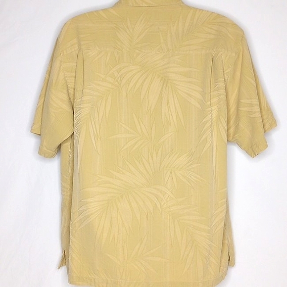 Tommy Bahama Men's Yellow / Green Palm Leaf Tropical Short Sleeve Button Down - Picture 7 of 8